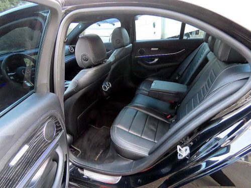 벤츠 E-클래스 W213 E220d 4MATIC AMG라인 사진 6