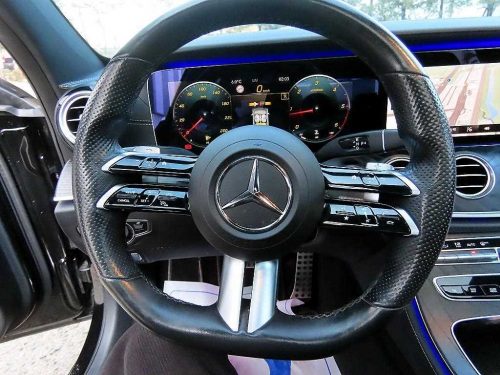 벤츠 E-클래스 W213 E220d 4MATIC AMG라인 사진 8