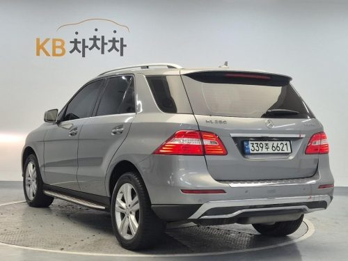 벤츠 뉴 M클래스 W166 ML350 블루텍 4매틱 사진 2