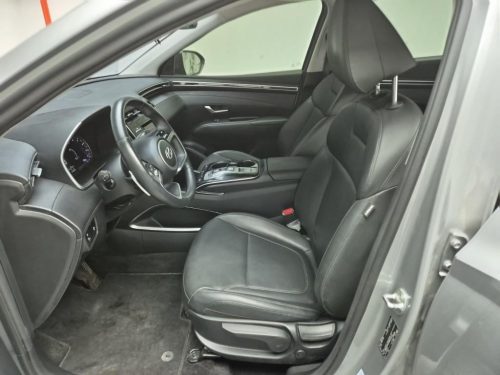 Hyundai Tucson (NX4) Diesel 2.0 4WD Premium photo 11