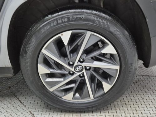 Hyundai Tucson (NX4) Diesel 2.0 4WD Premium photo 19