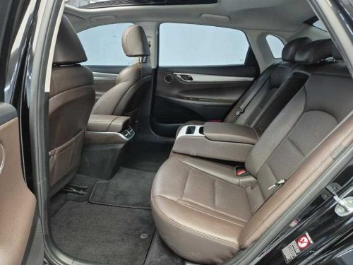 Hyundai The New Grandeur IG LPI 3.0 Premium (Rental Car) photo 12