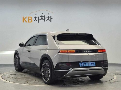 Hyundai Ioniq 5 Long Range Commercial photo 2