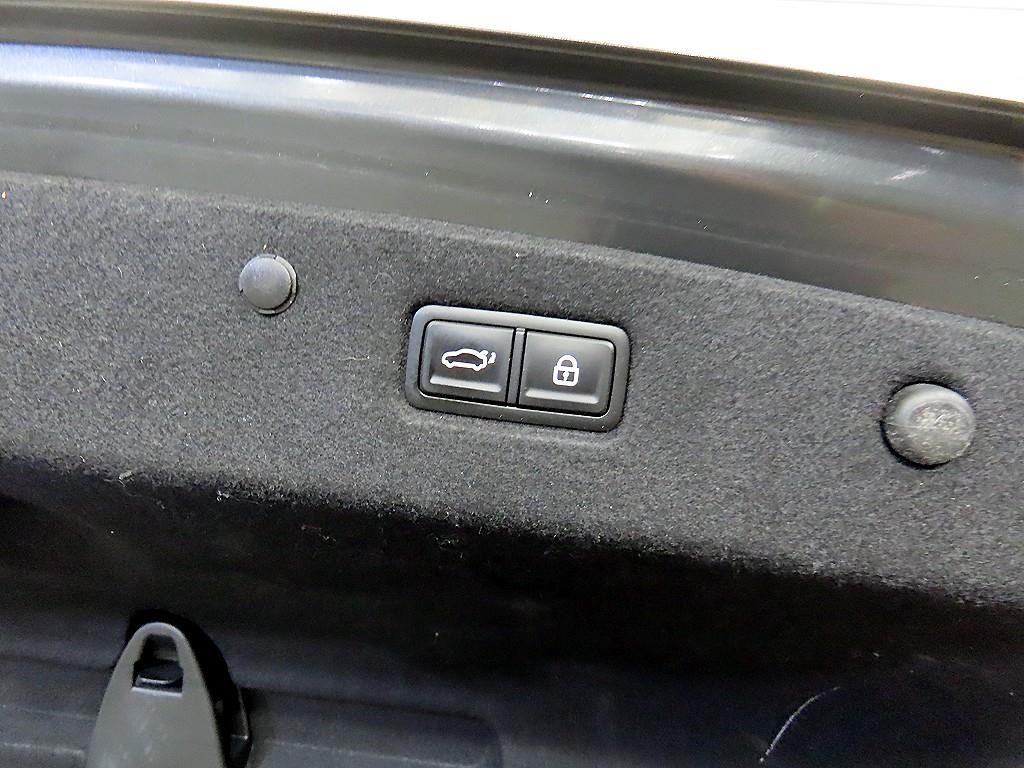 Vehiclephoto 16