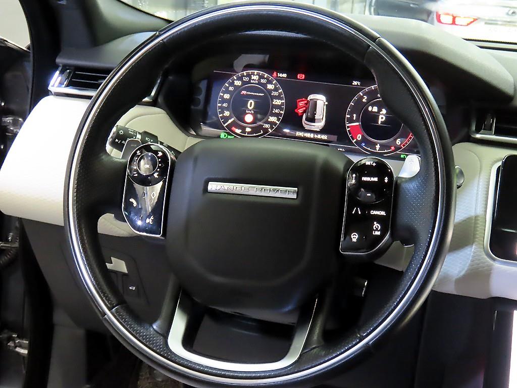 랜드로버 레인지로버 벨라 3.0 D300 R-다이나믹 HSE 사진 8