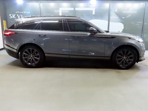 랜드로버 레인지로버 벨라 3.0 D300 R-다이나믹 HSE 사진 3