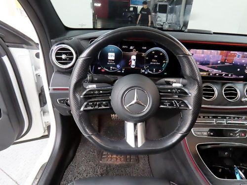 벤츠 E-클래스 W213 E220d 4MATIC AMG라인 사진 9