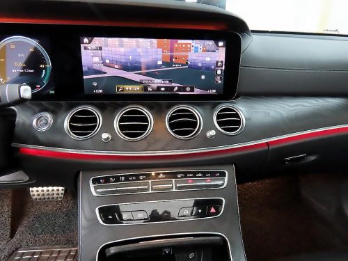 벤츠 E-클래스 W213 E220d 4MATIC AMG라인 사진 14