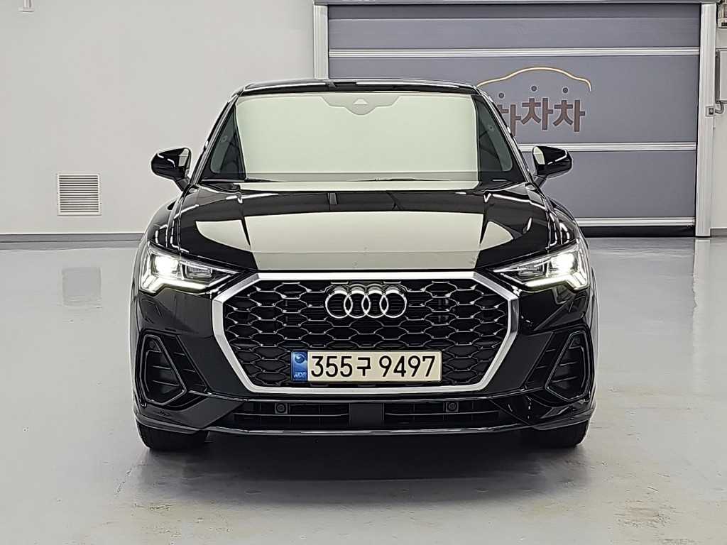 아우디 Q3 (F3) 35 TDI 스포트백 사진 2