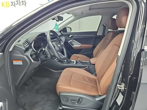 아우디 Q3 (F3) 35 TDI 스포트백 사진 11