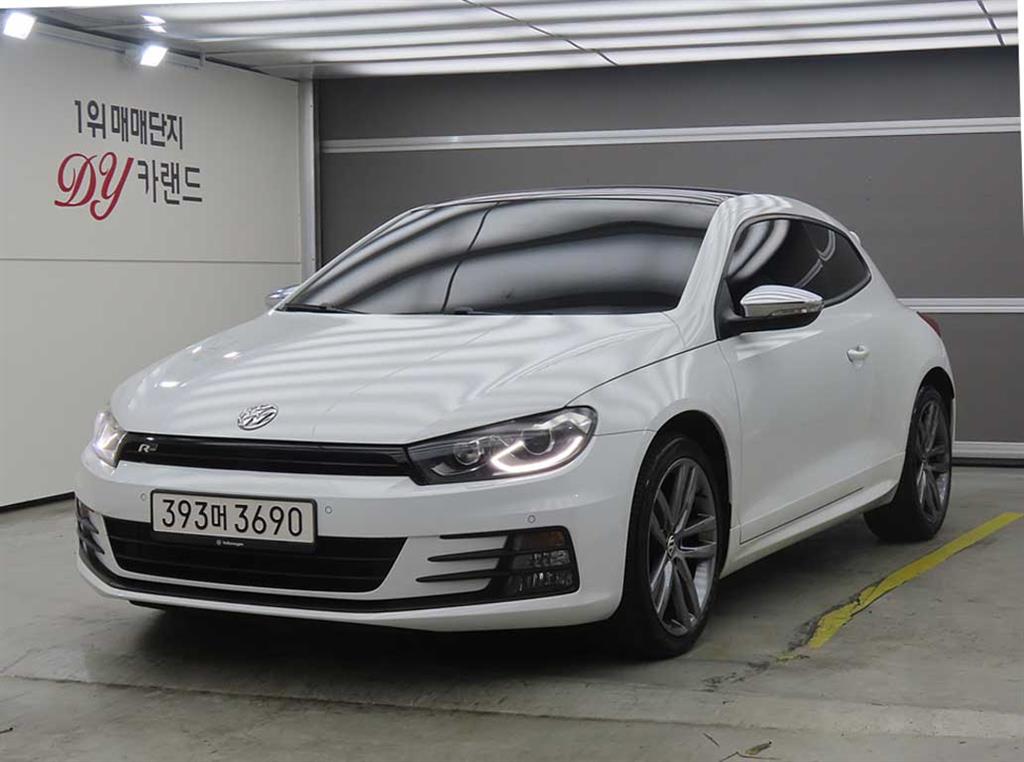 폭스바겐 시로코 2.0 TDI R-LINE