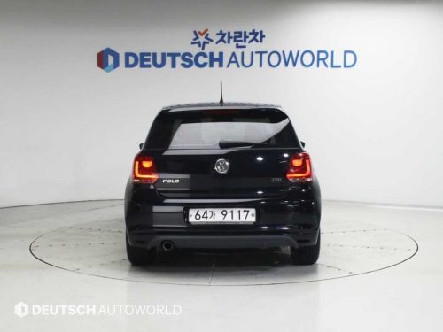 폭스바겐 폴로 1.6 TDI R-LINE 사진 4