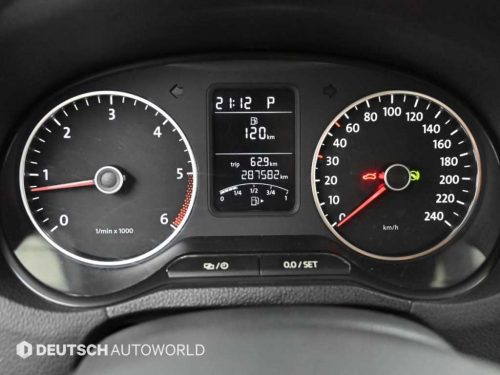 폭스바겐 폴로 1.6 TDI R-LINE 사진 8