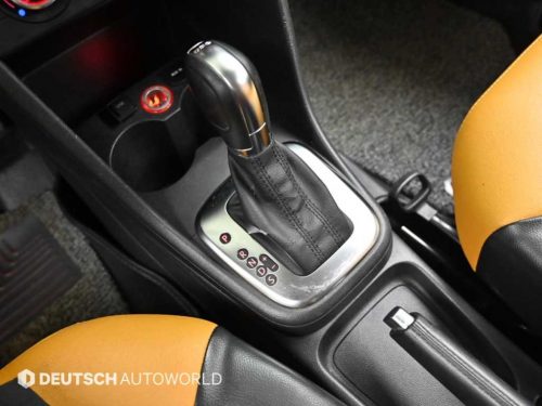 폭스바겐 폴로 1.6 TDI R-LINE 사진 9