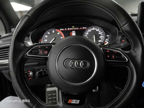 아우디 S6 4.0 TFSI 콰트로 사진 8