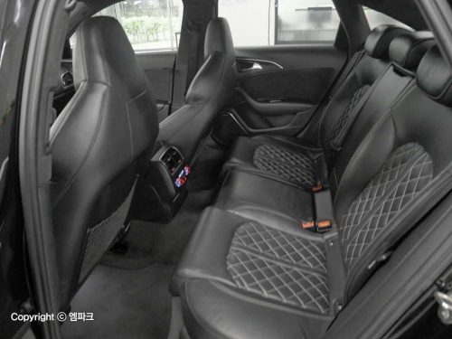 아우디 S6 4.0 TFSI 콰트로 사진 11