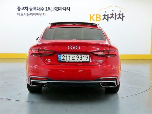 아우디 A5 (F5) 40 TFSI 콰트로 스포트백 사진 3