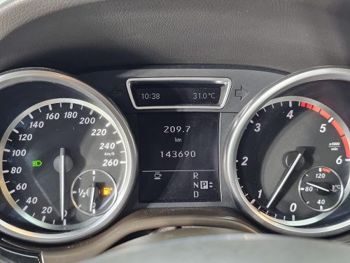 벤츠 뉴 M클래스 W166 ML350 블루텍 4매틱 사진 7