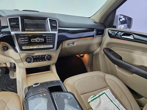 벤츠 뉴 M클래스 W166 ML350 블루텍 4매틱 사진 10