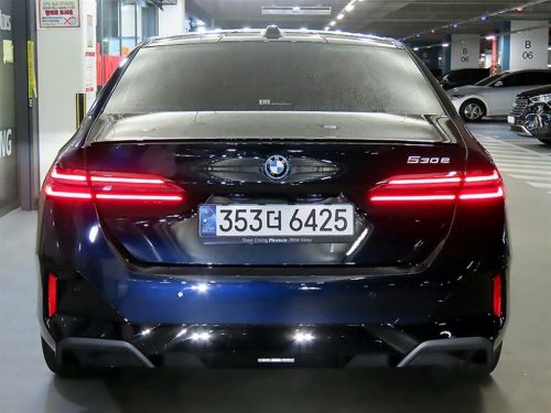 BMW 5시리즈 (G60) 530e 사진 5