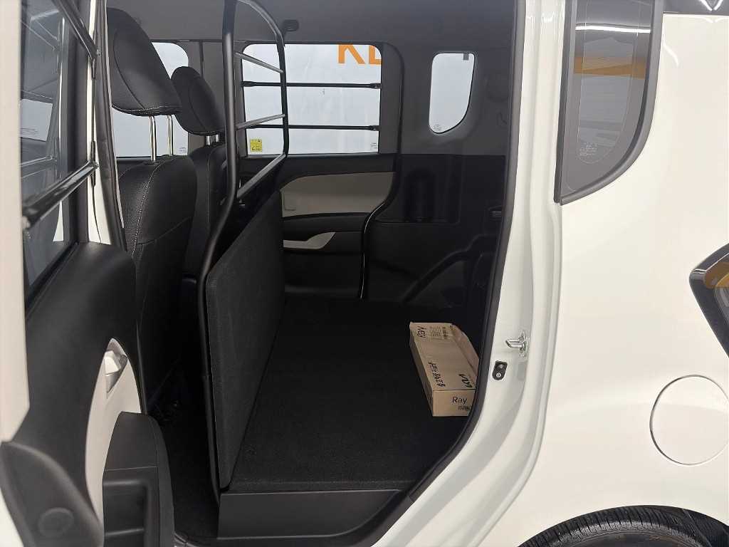 Vehiclephoto 12