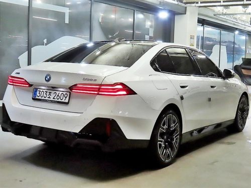 BMW 5시리즈 (G60) 530e xDrive 사진 4
