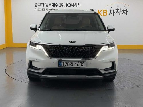 기아 카니발 4세대 디젤 9인승 프레스티지 사진 2