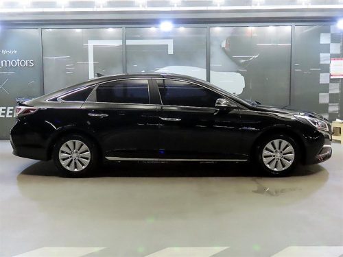 현대 LF 쏘나타 하이브리드 2.0 모던 사진 3