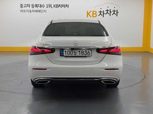 벤츠 E-클래스 W213 E250 아방가르드 사진 3