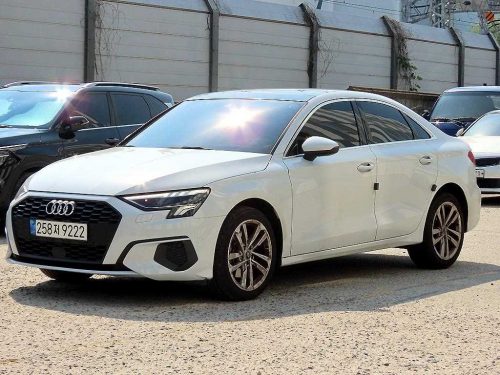 아우디 A3(8Y) 40 TFSI