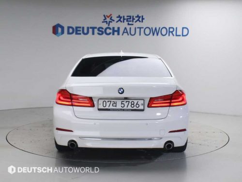 BMW 5시리즈 (G30) 520i 럭셔리 사진 4