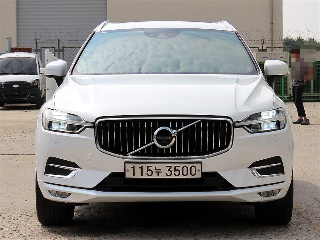 볼보 XC60(2세대) D5 AWD 인스크립션