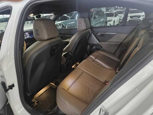 BMW 5시리즈 (G60) 523d xDrive 사진 9