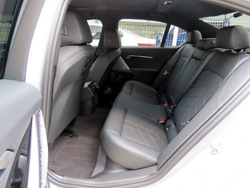 BMW 5시리즈 (G60) 520i 사진 6