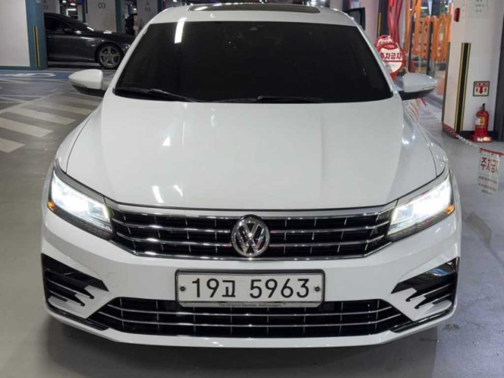 폭스바겐 더 뉴 파사트 2.0 TSI