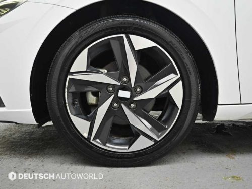 Hyundai Avante Hybrid (CN7) Modern photo 5