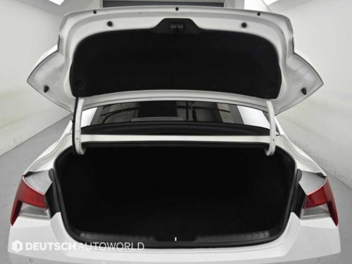 Hyundai Avante Hybrid (CN7) Modern photo 19
