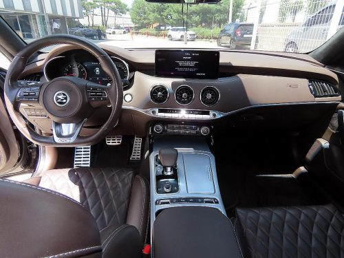 기아 스팅어 마이스터 AWD 3.3 GT 사진 모두보기