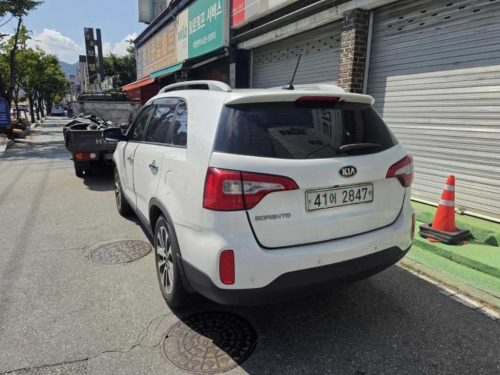 기아 뉴 쏘렌토 R 2WD 2.0 리미티드 사진 2