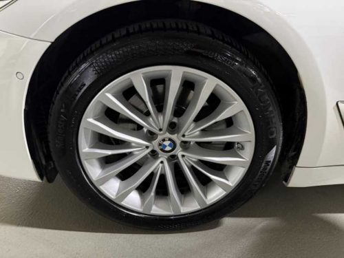 BMW 5시리즈 (G30) 520d xDrive 럭셔리 플러스 사진 17