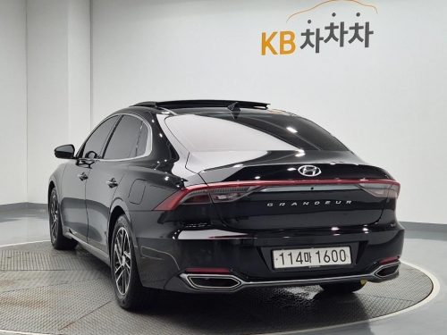 Hyundai The New Grandeur IG LPI 3.0 Modern (Rental Car) photo 2
