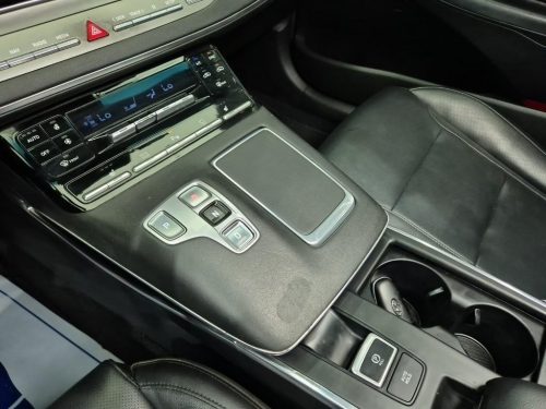Hyundai The New Grandeur IG LPI 3.0 Modern (Rental Car) photo 12