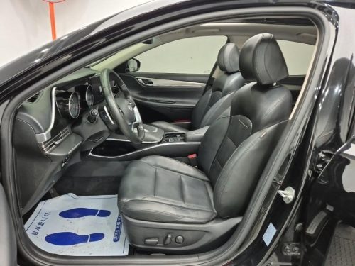 Hyundai The New Grandeur IG LPI 3.0 Modern (Rental Car) photo 14