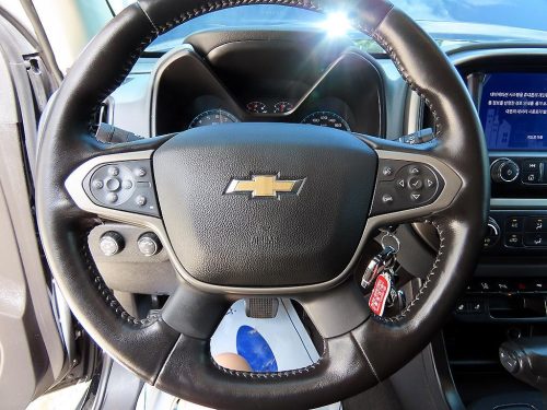쉐보레 리얼 뉴 콜로라도 3.6 Z71-X 미드나잇 4WD 사진 8