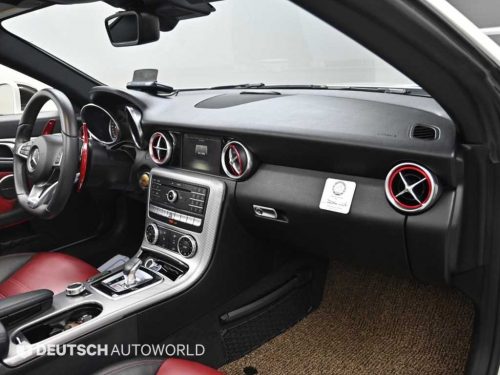 벤츠 E-클래스 W213 E220d 4MATIC AMG라인 사진 7