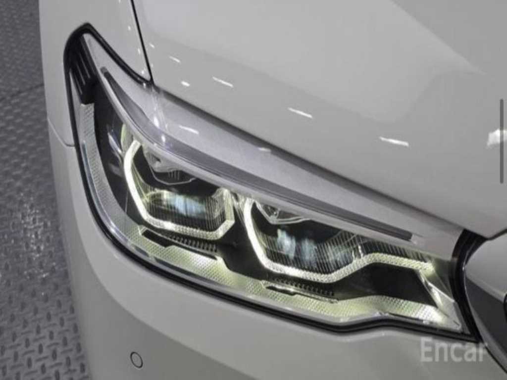 BMW 5시리즈 (G30) 530i M 스포츠 플러스 사진 3
