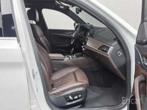 BMW 5시리즈 (G30) 520i M 스포츠 사진 5