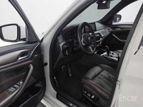 BMW 5시리즈 (G30) 520i M 스포츠 사진 7