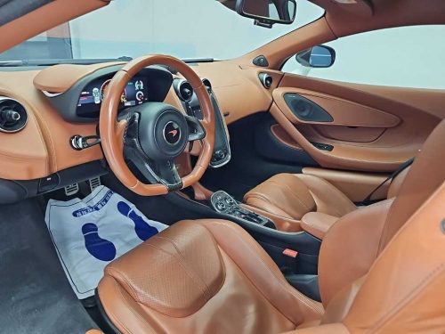 맥라렌 570GT 3.8 쿠페 사진 모두보기