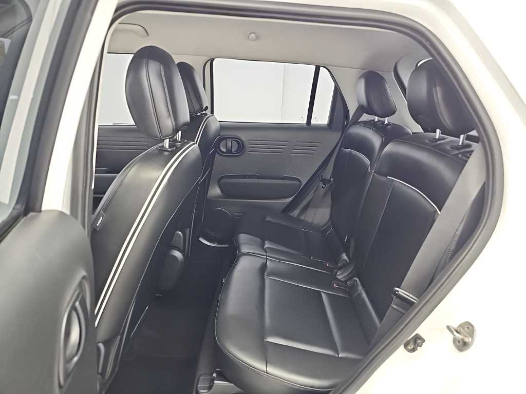 Vehiclephoto 12